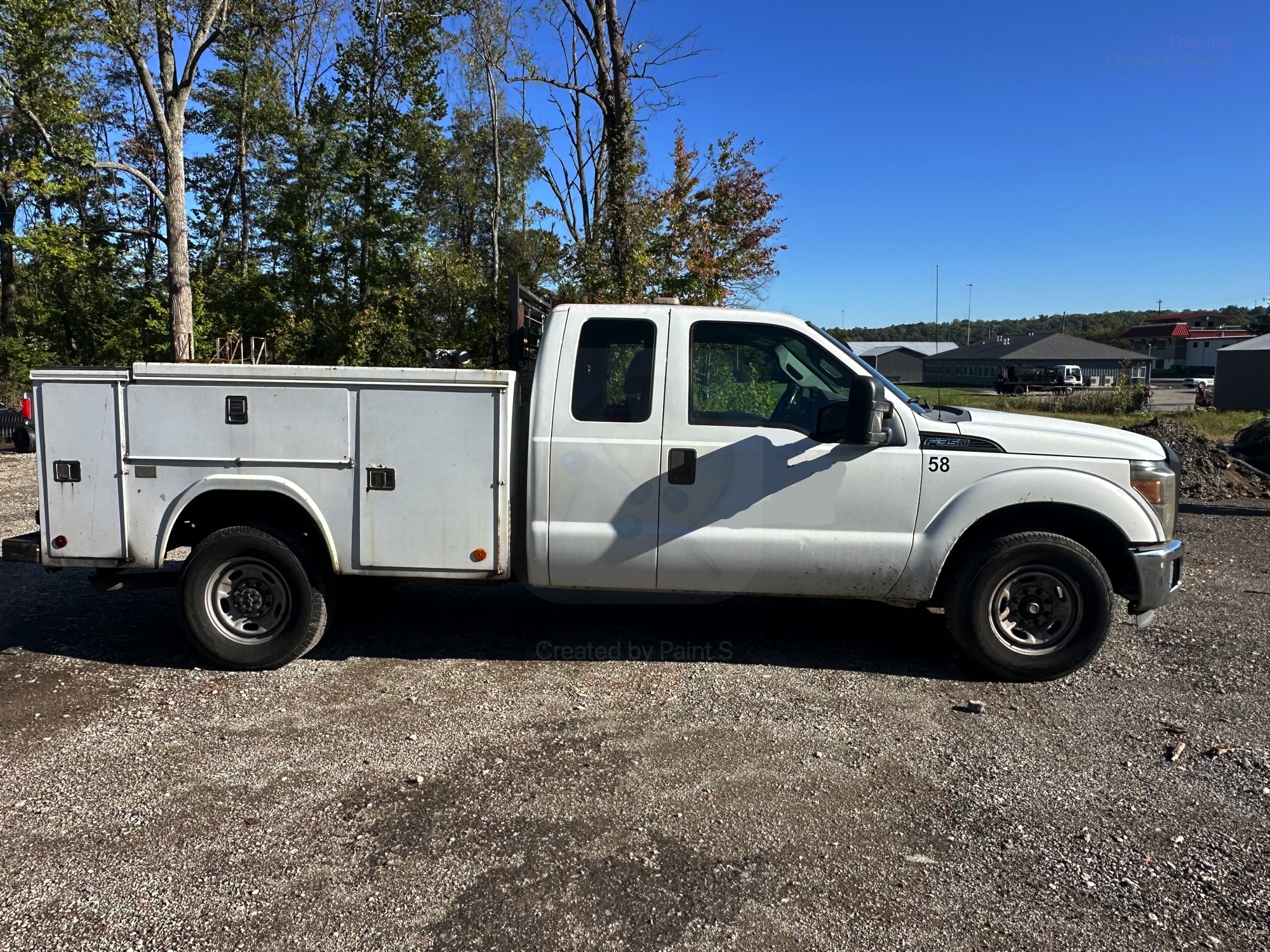 2011 FORD F350 - Image 8